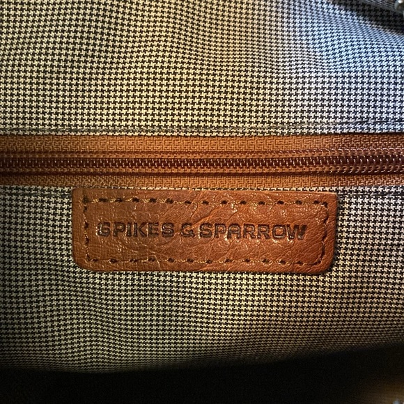 Spikes & Sparrow Leather Crossbody Bag - Picture 3 of 9